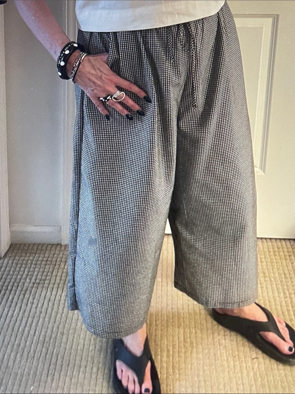 NWOT Wide-Leg B&W Checked Pants w/Pockets - Picture 4 of 16